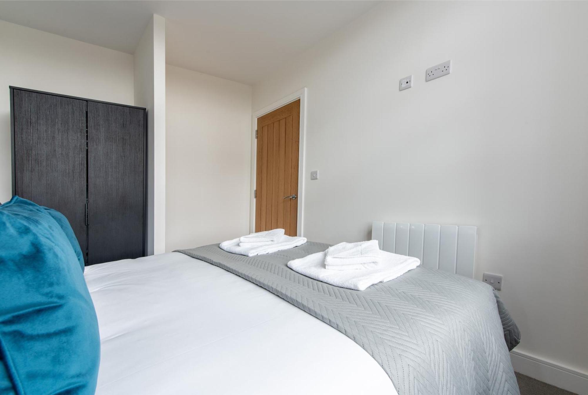 Modern 1 Bedroom Near Train Station * Nottingham