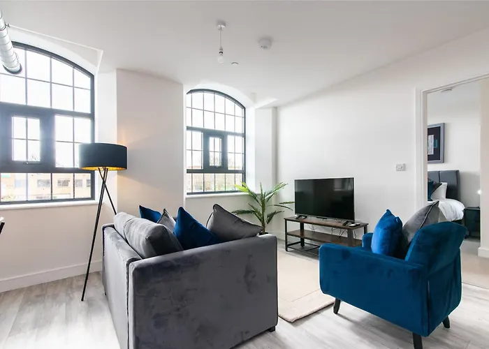 Modern 1 Bedroom Apartment Near Nottingham Train Station