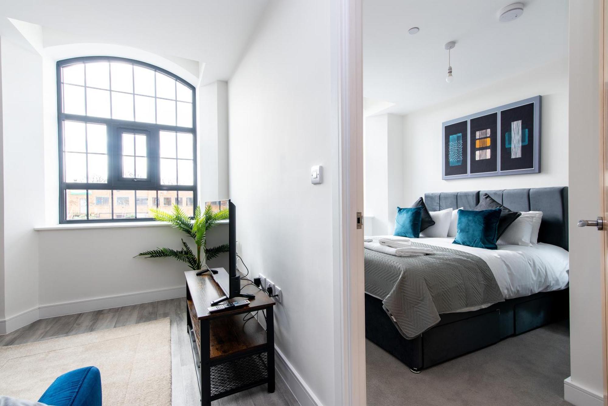 Modern 1 Bedroom Near Train Station * Nottingham